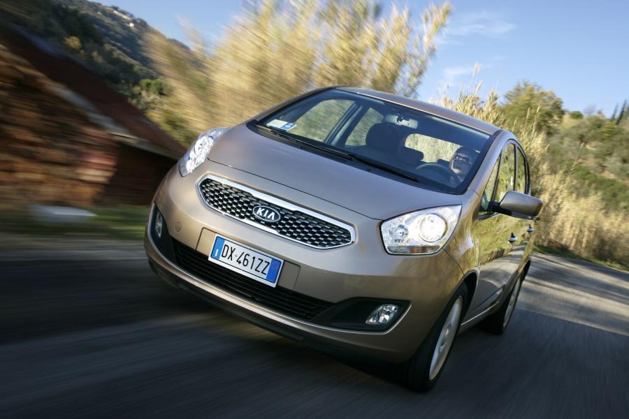  Kia Venga 2010 года  (фото 93 из 199)